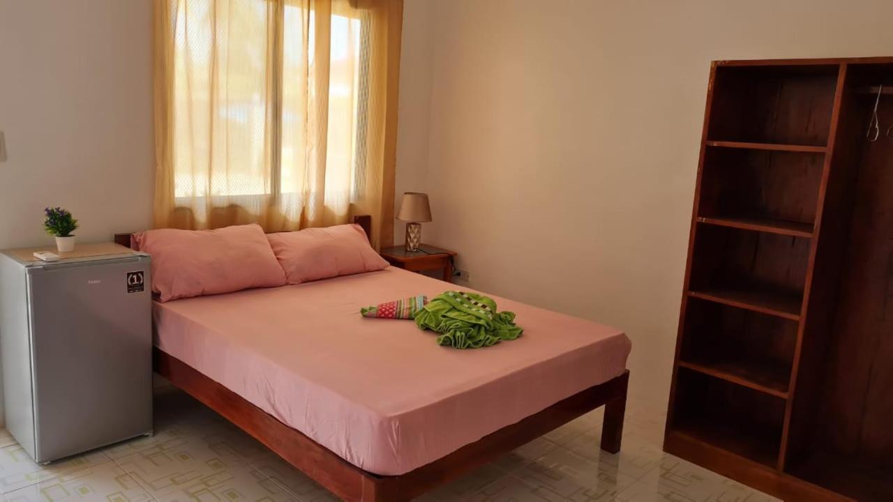 Babas Guesthouse Моалбоал Экстерьер фото